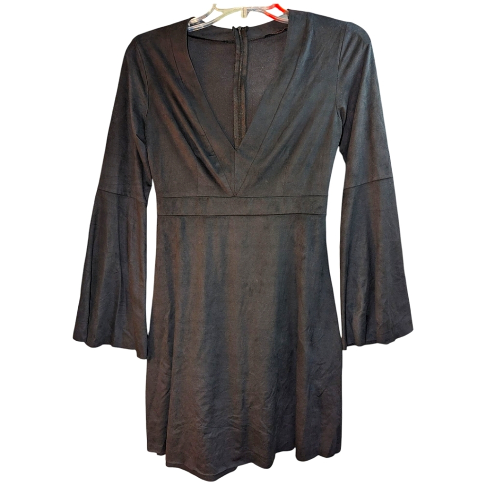 Faux Suede Statement Ooberswank RARE Flirty V-Cut Soft Long Flare Bell Sleeves